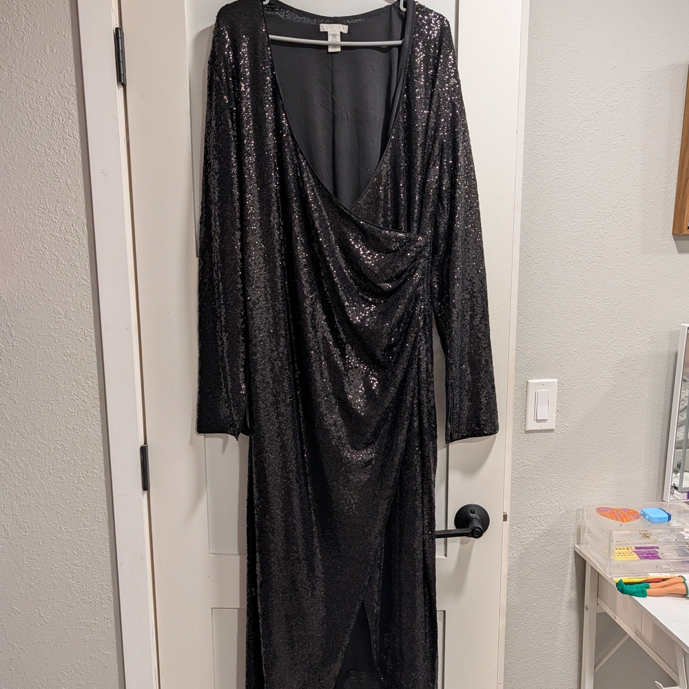 H&M Charcoal Gray Knit Top